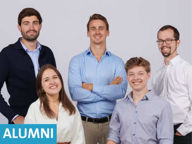 Simon Gruening and his team